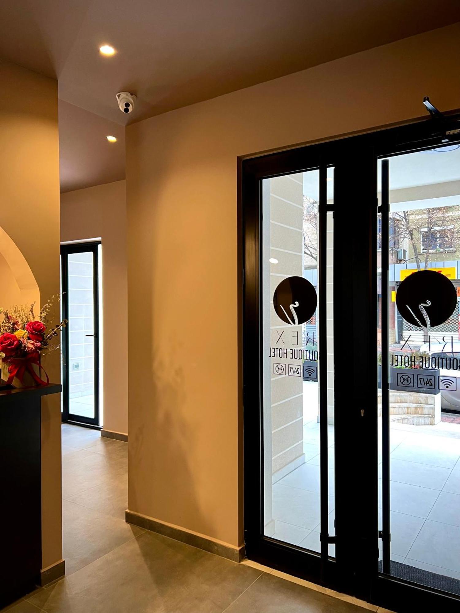 Rex Hotel Boutique Τίρανα Εξωτερικό φωτογραφία